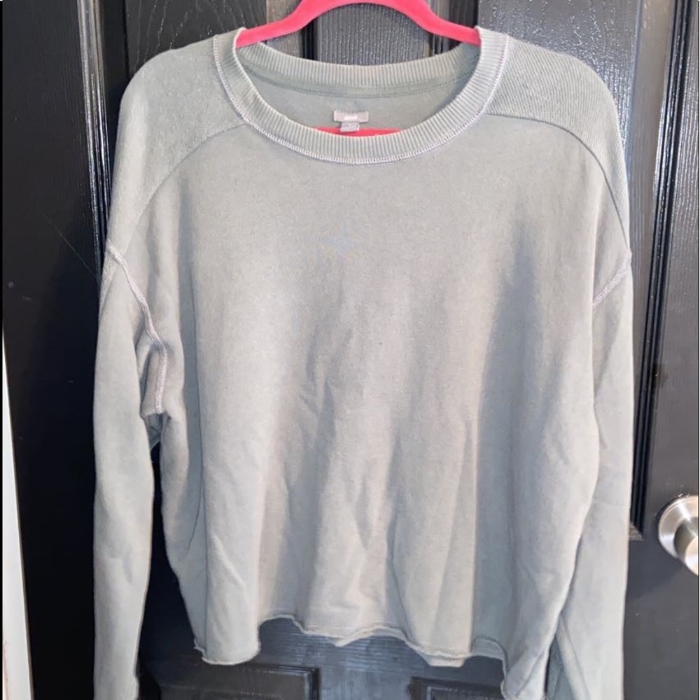 Greenish gray colored pullover long sleeve!
